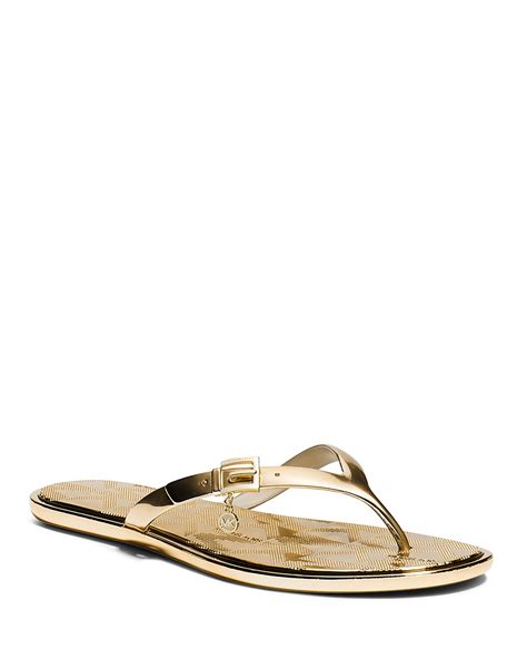 michael kors flip flops clearance.